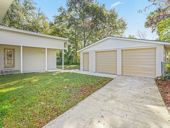 3rd image of 6136 Vasari Dr