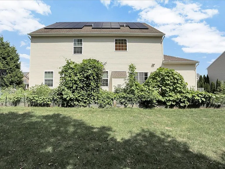478 Barbara Dr — Photo 23