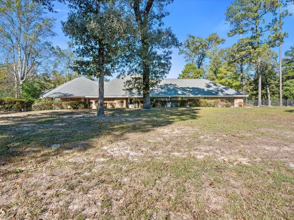 554 Nellwood Dr, Hattiesburg, MS 39402