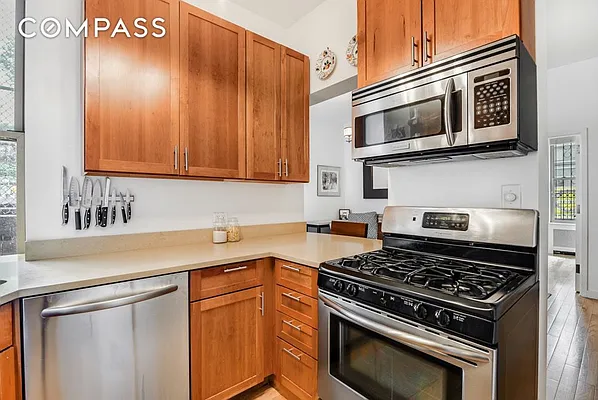 Sold by Compass | media 3