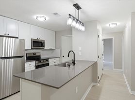 The Villas at North Oak