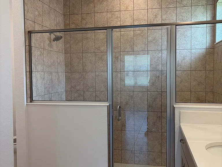 5754 SW 71st Ave — Photo 20