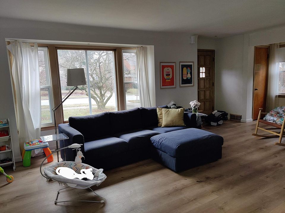 1st image of 4421 Acacia Dr