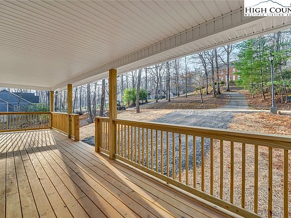 4th image of 360 Laurel Lane