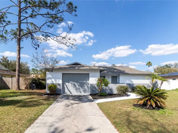 17736 Rivendel Rd, Lutz, FL 33549