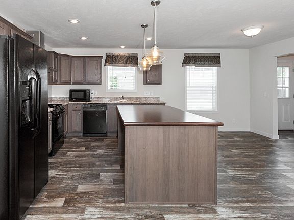 3rd image of 47 Bluebird Hill Dr #232