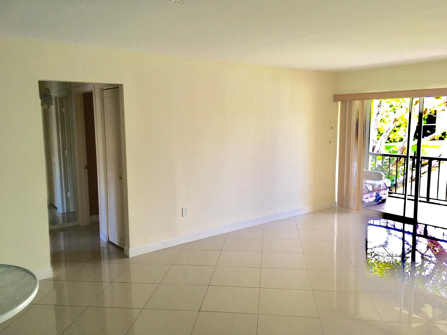 890 SW 9th Street Cir — Photo 4