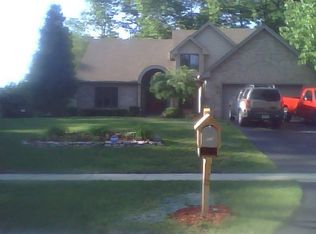 9114 Orchard Lake Rd, Holland, OH 43528