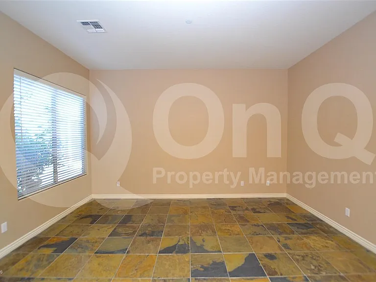 36435 N Porta Nuova Rd — Photo 14