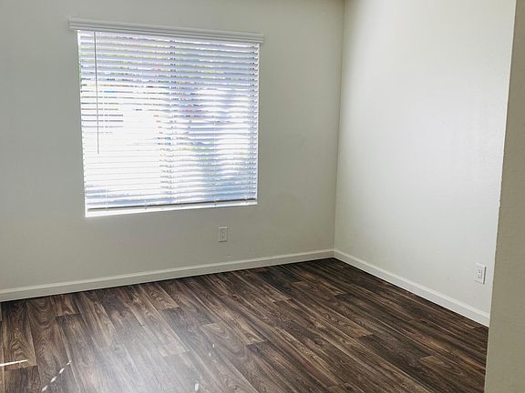 4th image of 8320 Fanita Dr #34