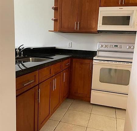 2nd image of 1123 Coral Club Dr #1123