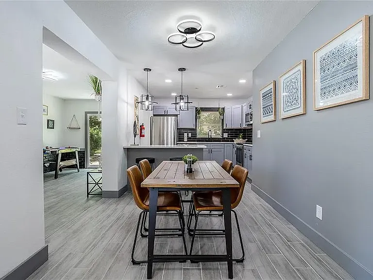 1213 Corbett Ln #3 — Photo 6