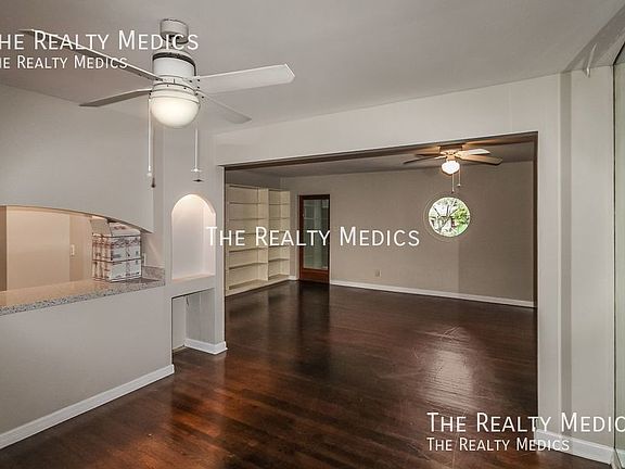 3rd image of 1735 Flamingo Dr