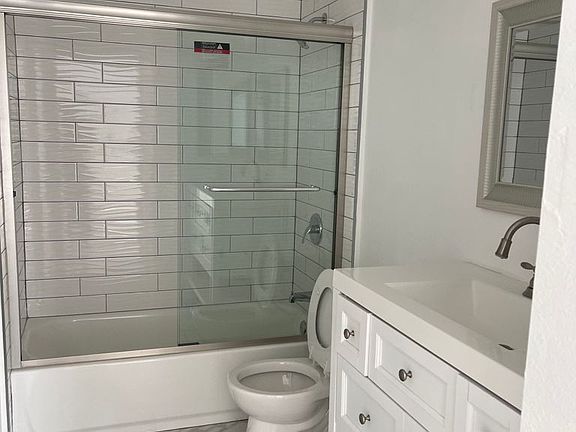 3rd image of 742.5 S Harvard Blvd #105A