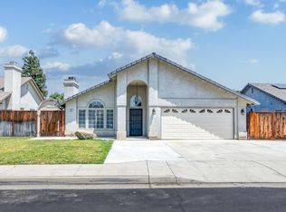 233 N Cypress Ave, Clovis, CA