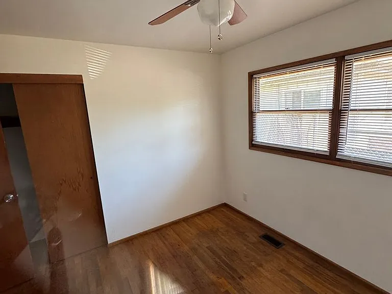 5530 SE 99th Ave — Photo 35