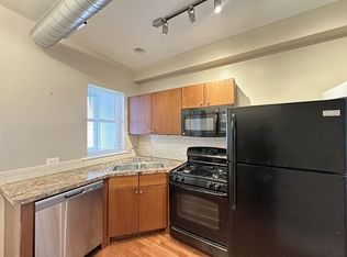 678 N Orleans St UNIT 1, Chicago, IL 60654