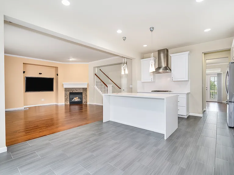 16209 SE 51st Pl — Photo 7