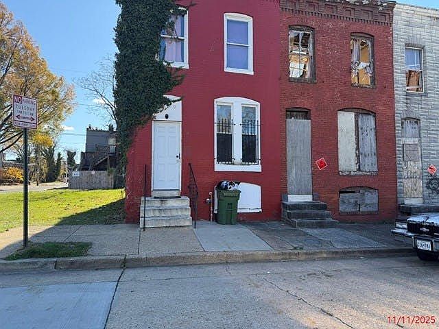 2nd image of 1809 Rayner Ave