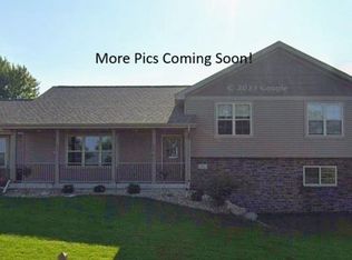 901 Blue Mounds Street, Mount Horeb, WI 53572