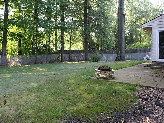 2nd image of 262 Wheelock Dr NE