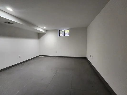Rented by RELEASE NY | media 15