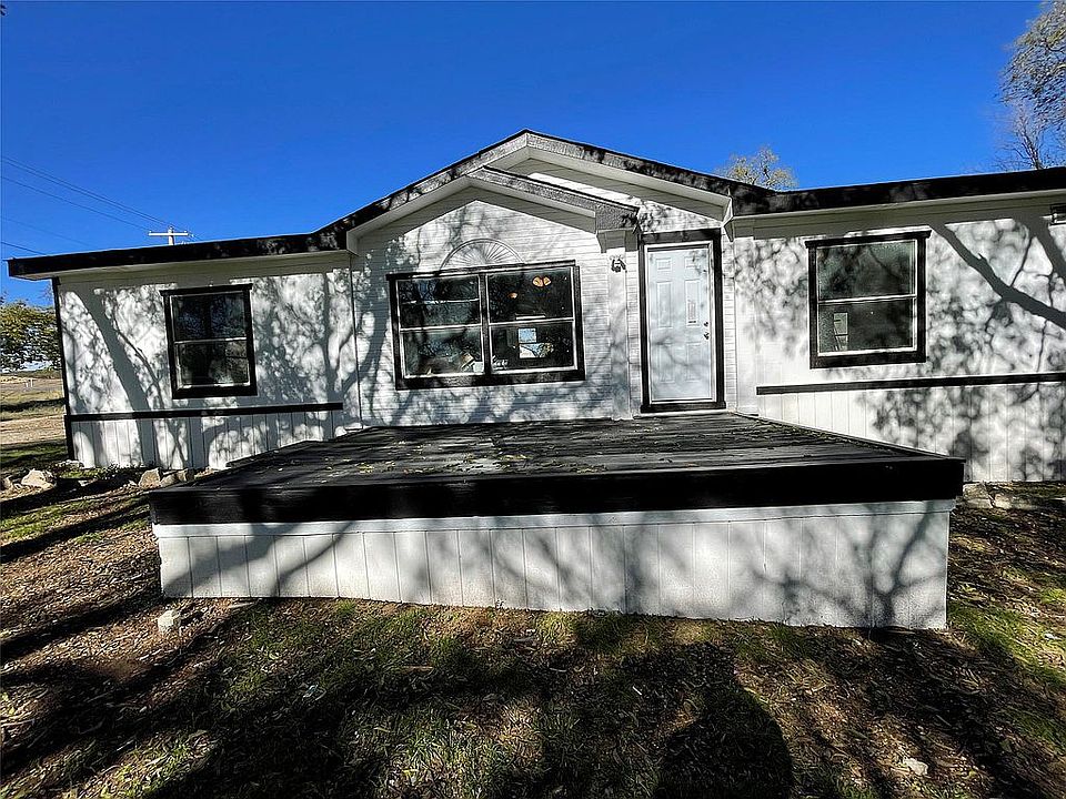 1st image of 101 E Bluebonnet Dr