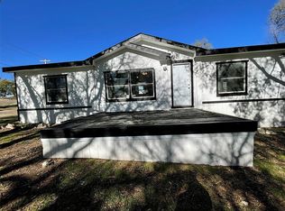 101 E Bluebonnet Dr, Cresson, TX 76035