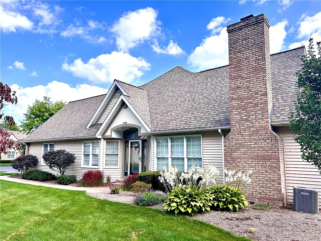 5217 Wolf Run Village Ln photo 1
