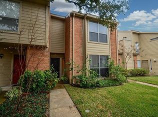 939 Memorial Village Dr #38, Houston, TX 77024