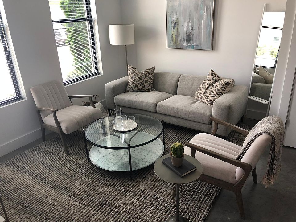 Living Room 1a