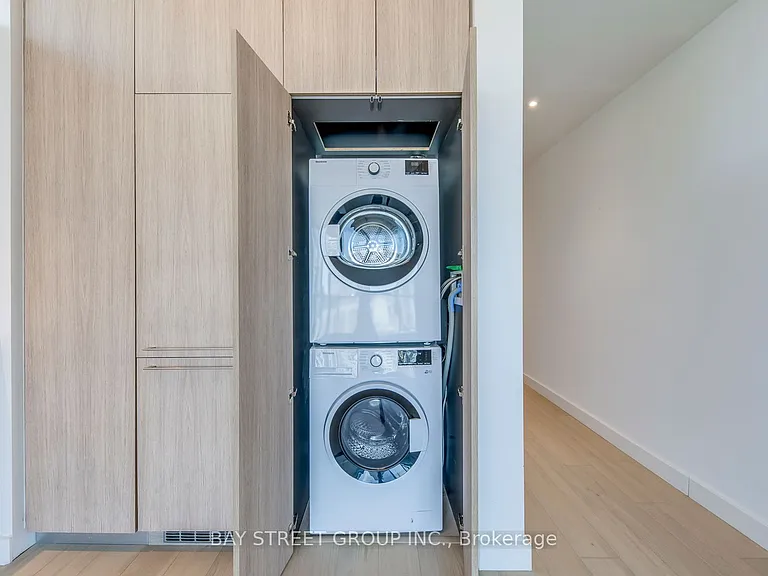 81 Wellesley St E #1907 — Photo 21