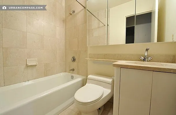 Rented by Compass | media 50