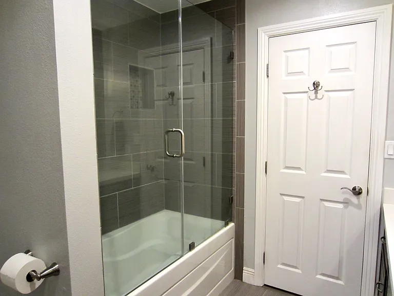 266 S Madison Ave #106 — Photo 11