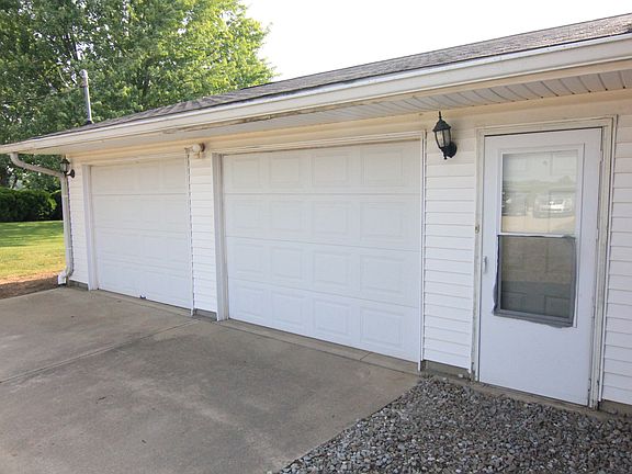 3rd image of 4477 S County Road 450 E