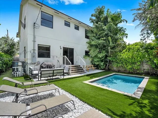 4 bed, 4.5 bath, $6,500 — Photo 3