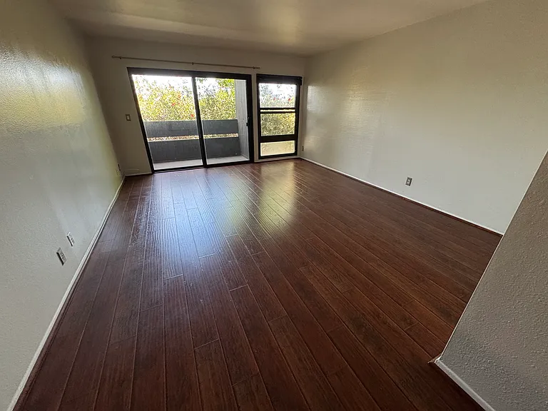 8640 Gulana Ave #J2009 — Photo 3