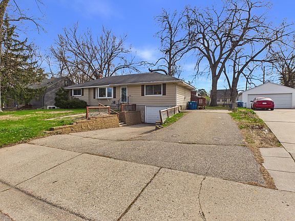 3rd image of 7321 5th Ave S