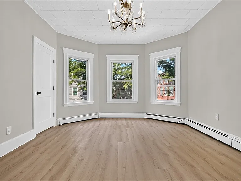 18 Otis St #2 — Photo 9