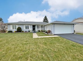 575 Gateshead N, Elk Grove Village, IL 60007