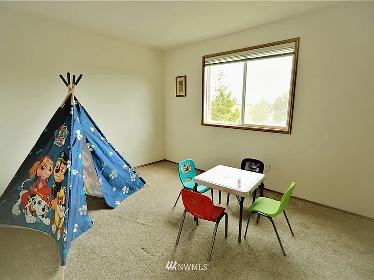 25828 SE 41st Pl — Photo 22