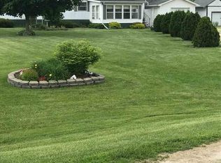 425 W Jefferson St, Winthrop, IA 50682