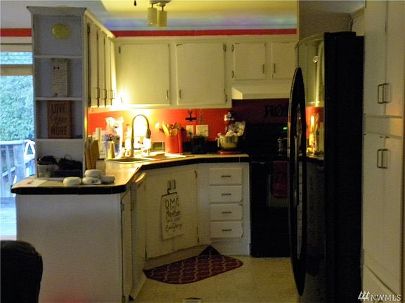 2nd image of 27211 150th Street Ct E