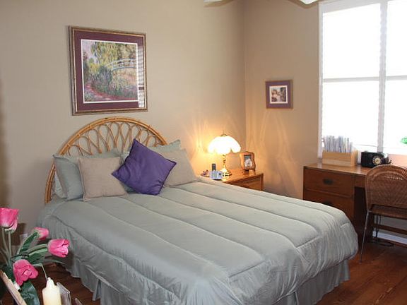 2nd image of 7615 Trapani Ln