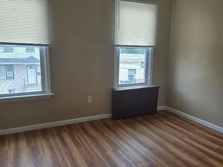 404 N 2nd St — Photo 8