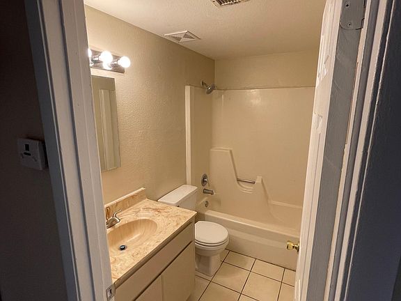 5th image of 7518 W Glenn Dr