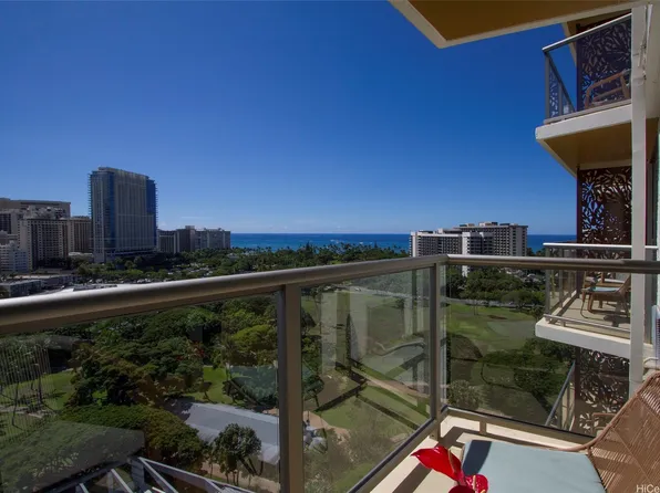 2045 Kalakaua Ave APT 1414, Honolulu, HI 96815