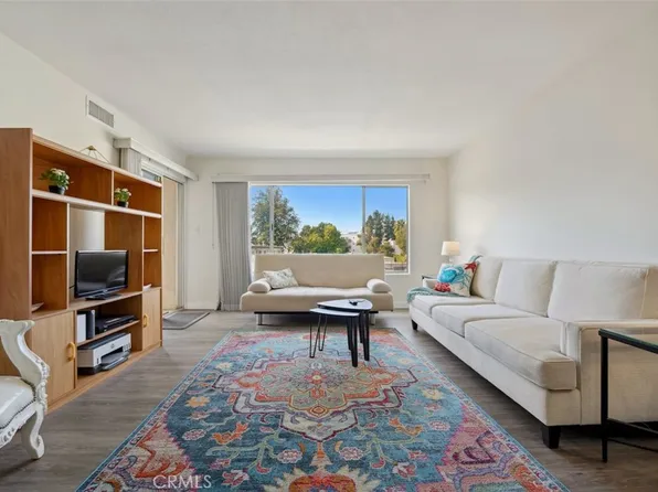 14335 Huston St APT 212, Sherman Oaks, CA 91423