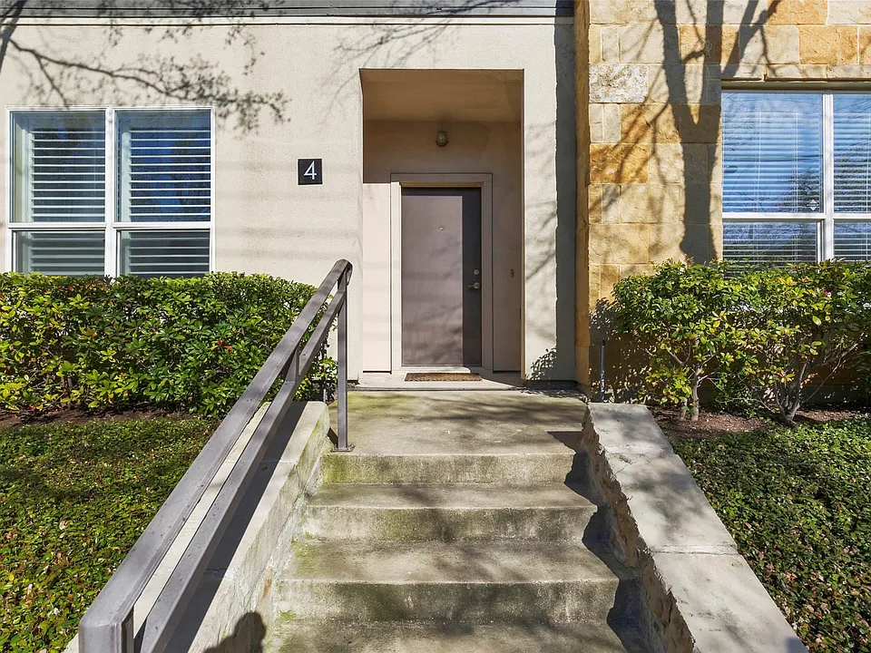 3800 Holland Ave #4