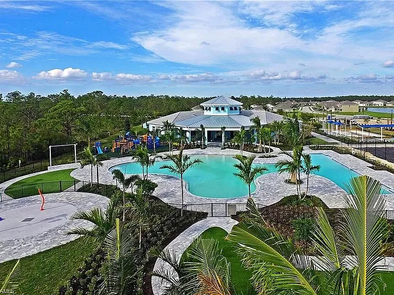 3425 Cancun Ct — Photo 1